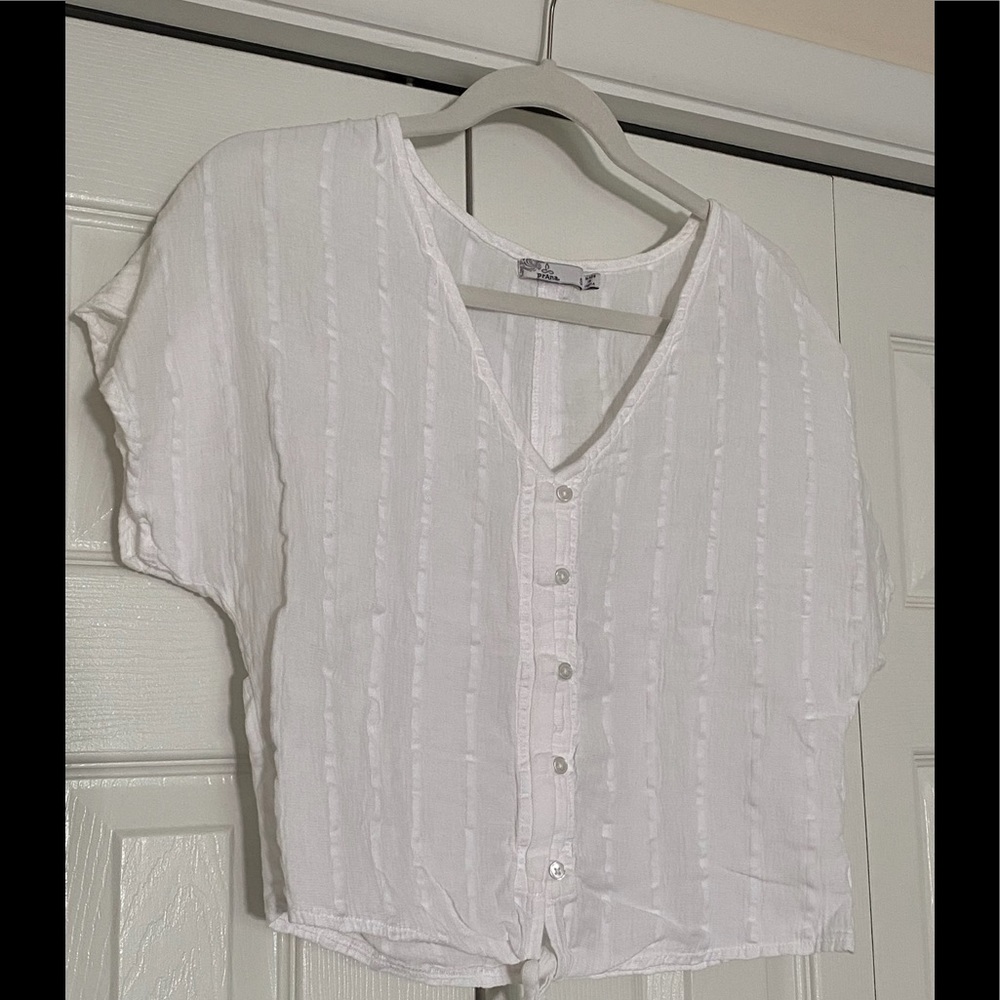 Prana white cotton short sleeve button up shirt w/tie at waist